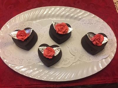 Little Valentine Hearts - Cake by Julia 