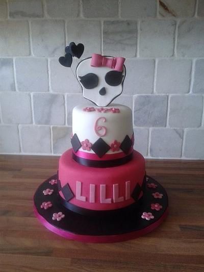Monster High  - Cake by cakesbylulu