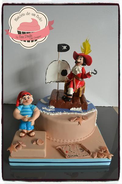 "Capitão Gancho e Barrica" - Cake by EmaPaulaCakeDesigner