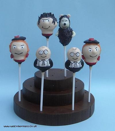Dennis & Gnasher and the Back Street Kids - Cake by welcometreats