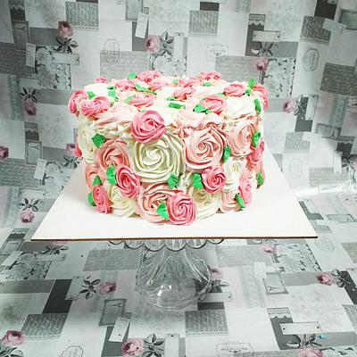 Whipped cream rosette - Cake by Ramiza Tortice 