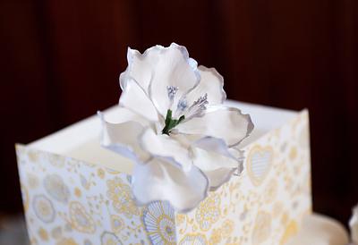 Fantasy flower wedding cake - Cake by Samantha Dean