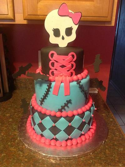 monster high cake!!! - Cake by luz m sida