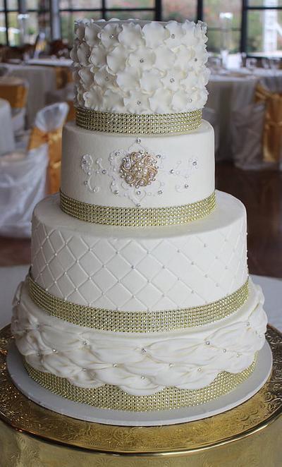 Ivory/ Gold Wedding cake - Cake by Kerrin