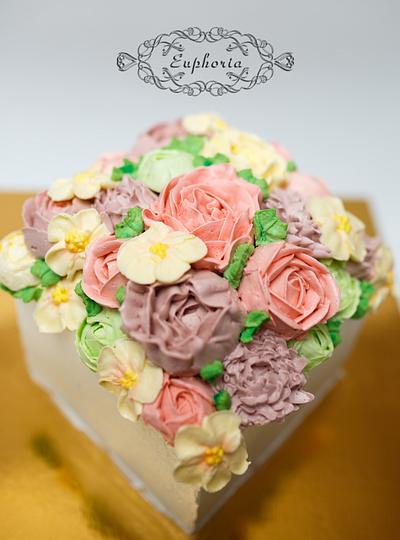 Buttercream flowers - Cake by Olya