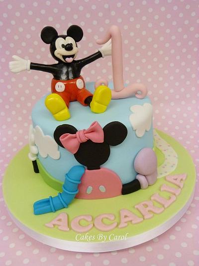 Mickey & Minnie Mouse club house  - Cake by Carol