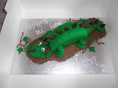 Dinosaur - Cake by misschelles