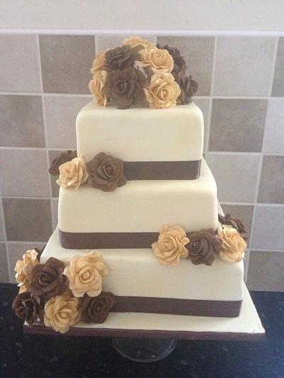 Champagne colour cake with gold & chocolate roses wedding cake  - Cake by Beverley Burchill 
