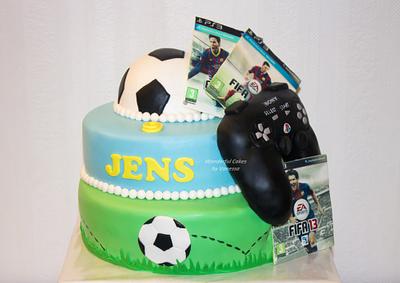 Soccer and Playstation FIFA in one - Cake by Vanessa