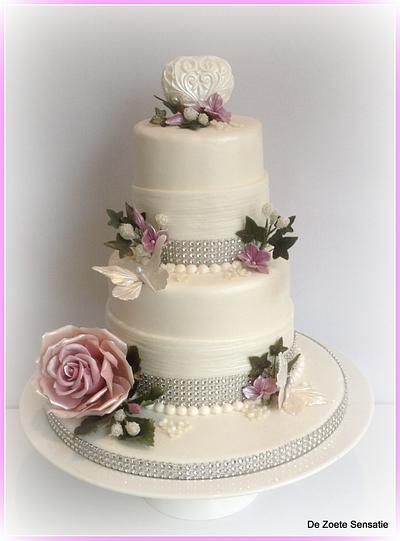 Mid Winter Wedding Cake - Cake by claudia
