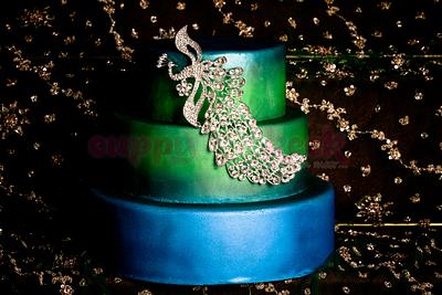 Peacock wedding cake - Cake by Cuppy And Keek