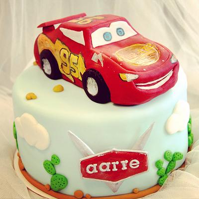 Lightning McQueen cake - Cake by Frangipani Bakery