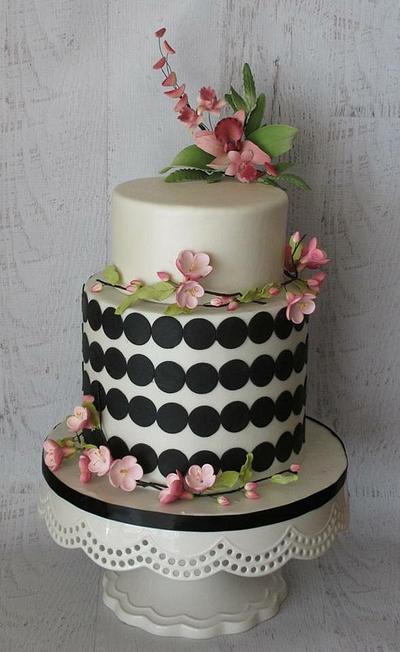 Birthday Chic - Cake by SugarBritchesCakes