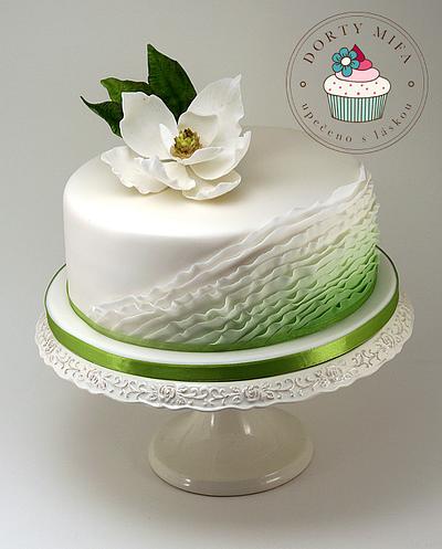 Magnolia Ruffle Cake - Cake by Michaela Fajmanova