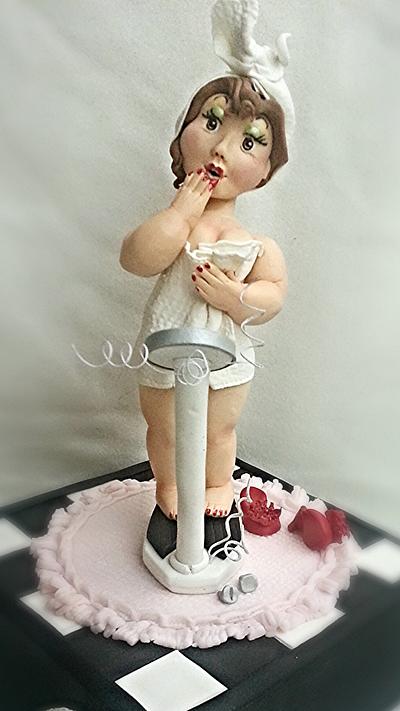 Curvy girl ♡ - Cake by Hyeracecake