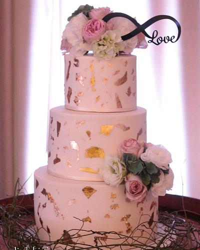 Gold leaf and fresh flowers - Cake by A Little Bit Fancee