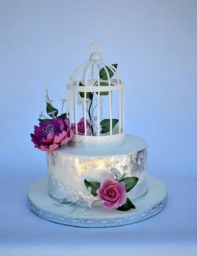 wedding cake with edible silver leaf and bird cage - Cake by majalaska