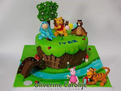 Vinnie the Pooh Cake - Cake by Oliverine Čarolije 