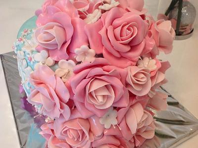 Pink Roses - Cake by Malika