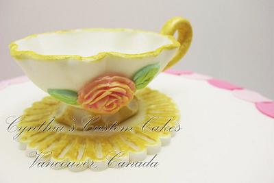 Gum paste tea cup - Cake by Cynthia Jones