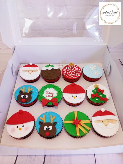 Christmas Cupcakes - Cake by Ana Crachat Cake Designer 