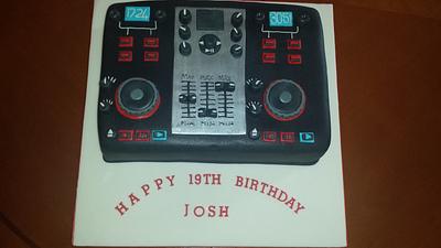 Mixing Deck Cake - Cake by Tracey