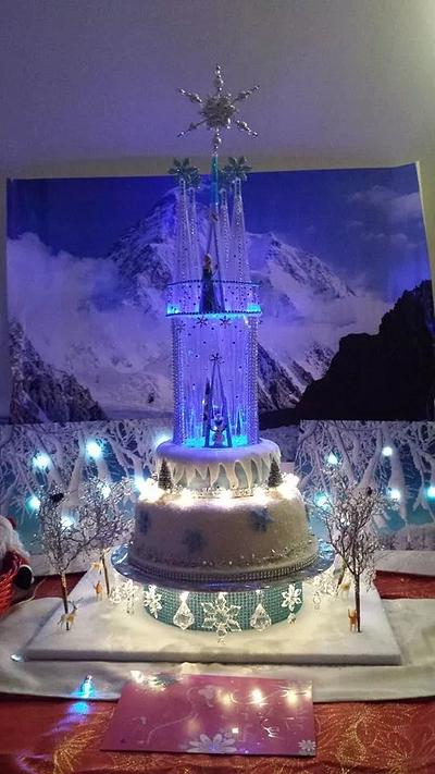 Frozen with ice castle - Cake by ma woods