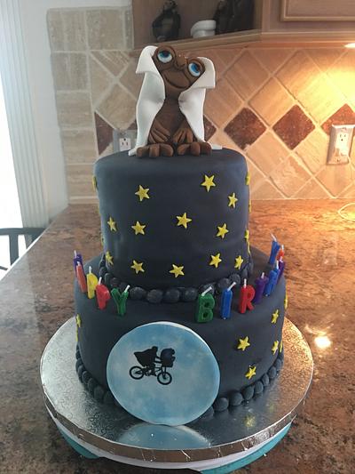 E.T. - Cake by caymanancy