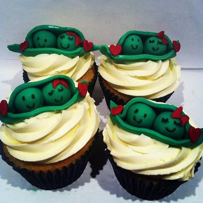 Peas in a pod cupcakes - Cake by Hellocupcake