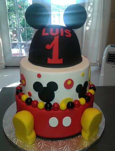 Mickey Mouse Cake - Cake by Rosa
