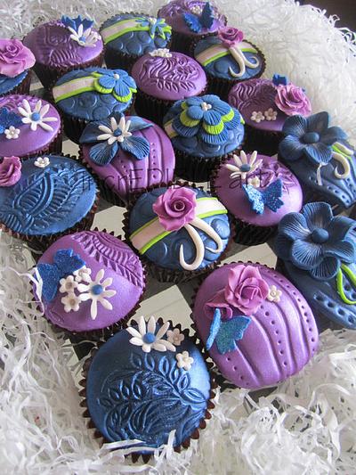 Arty Couture Cupcakes - Cake by Rumana Jaseel