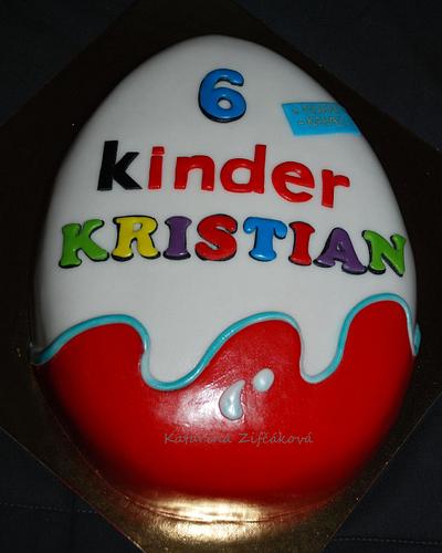 kinder surprise cake - Cake by katarina139