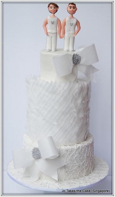 White Love - Cake by Jo Finlayson (Jo Takes the Cake)