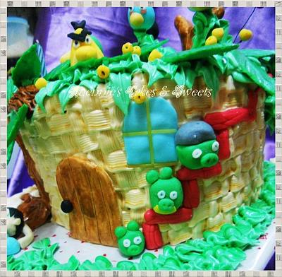 Angry Birds - Cake by quennie