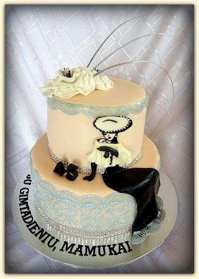 little bit of glamour.. - Cake by Divia