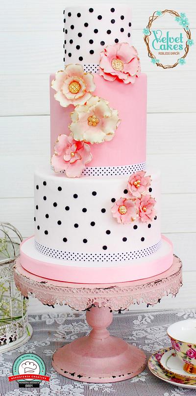 Chic Parisien Wedding Cake - Cake by The Velvet Cakes