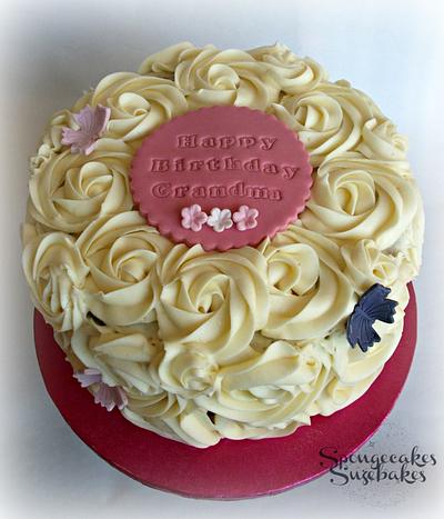 Beautiful Buttercream Rose Cake - Cake by Spongecakes Suzebakes