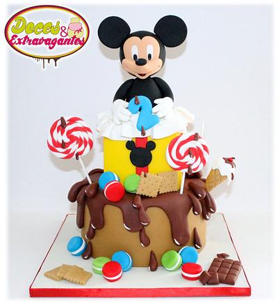 Sweet Mickey - Cake by Doces & Extravagantes