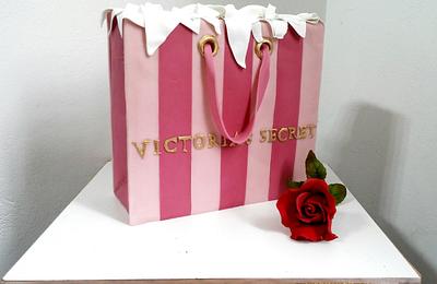 Box Victoria's Secret - Cake by SU.! CUPCAKE