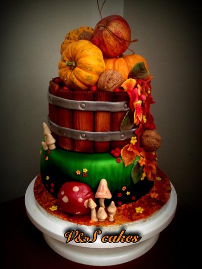 My first fall cake - Cake by V&S cakes