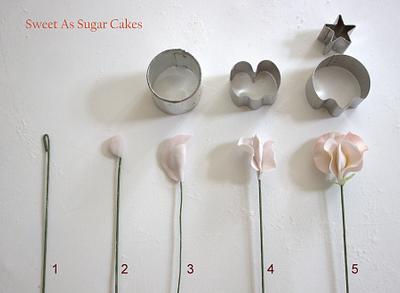 Gumpaste sweet pea tutorial / pictorial - Cake by Sugar Spice