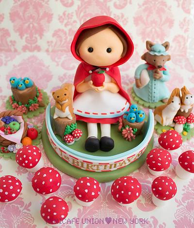 Red Riding Hood Theme Toppers - Cake by Sachiko Windbiel