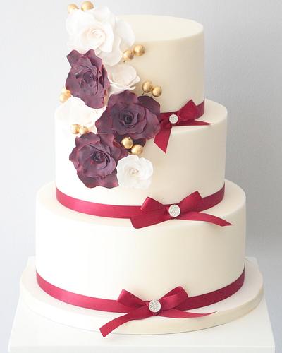 Mulberry love  - Cake by Kayleigh's cake boutique 