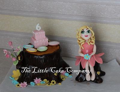 fairy garden cake topper - Cake by The Little Cake Company