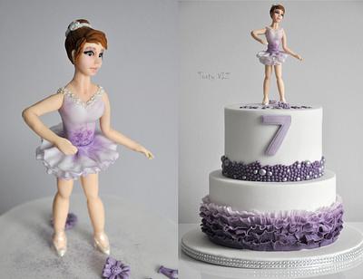 Danseuse - Cake by CakesVIZ