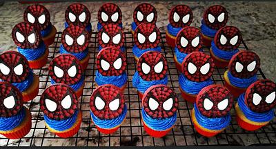 Spiderman - Cake by Enza - Sweet-E