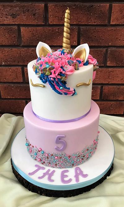 Unicorn Cake - Cake by Lorraine Yarnold