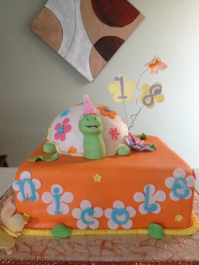 Turtle and flowers - Cake by Millie