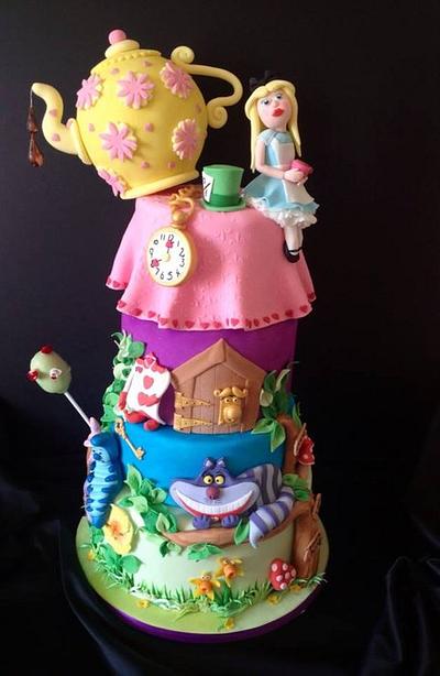 Alice In Wonderland.  - Cake by Ginny