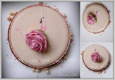'Flower girl' Cookie - Cake by SabzCakes
